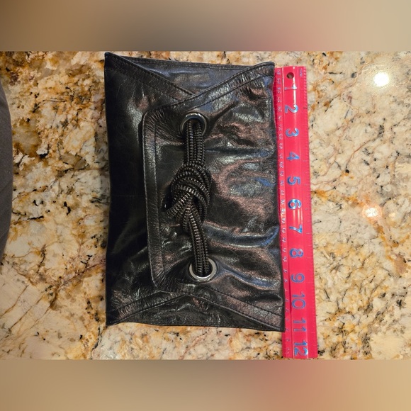 Kenneth Cole Hand Bag - Picture 14 of 16